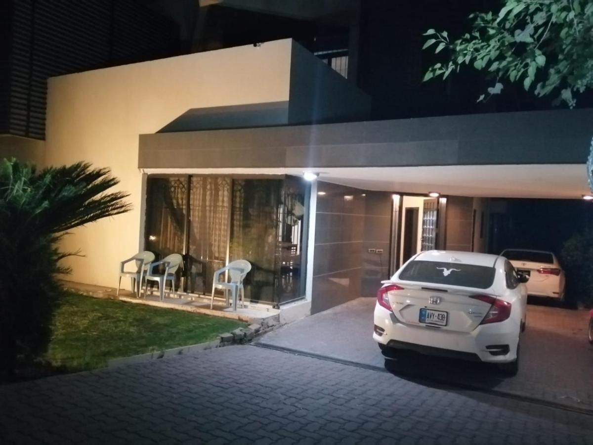 Dream Inn Guest House イスラマバード エクステリア 写真